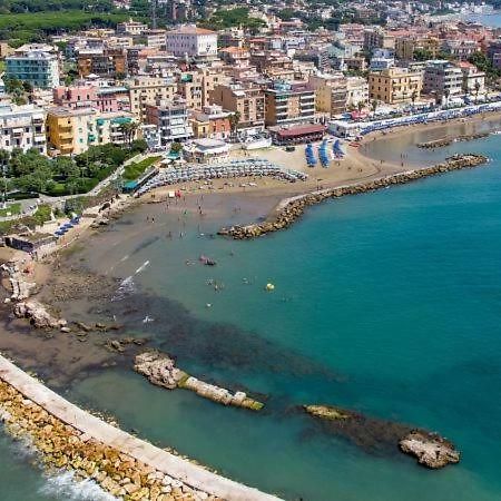 Happyhouse Apartman Anzio Kültér fotó